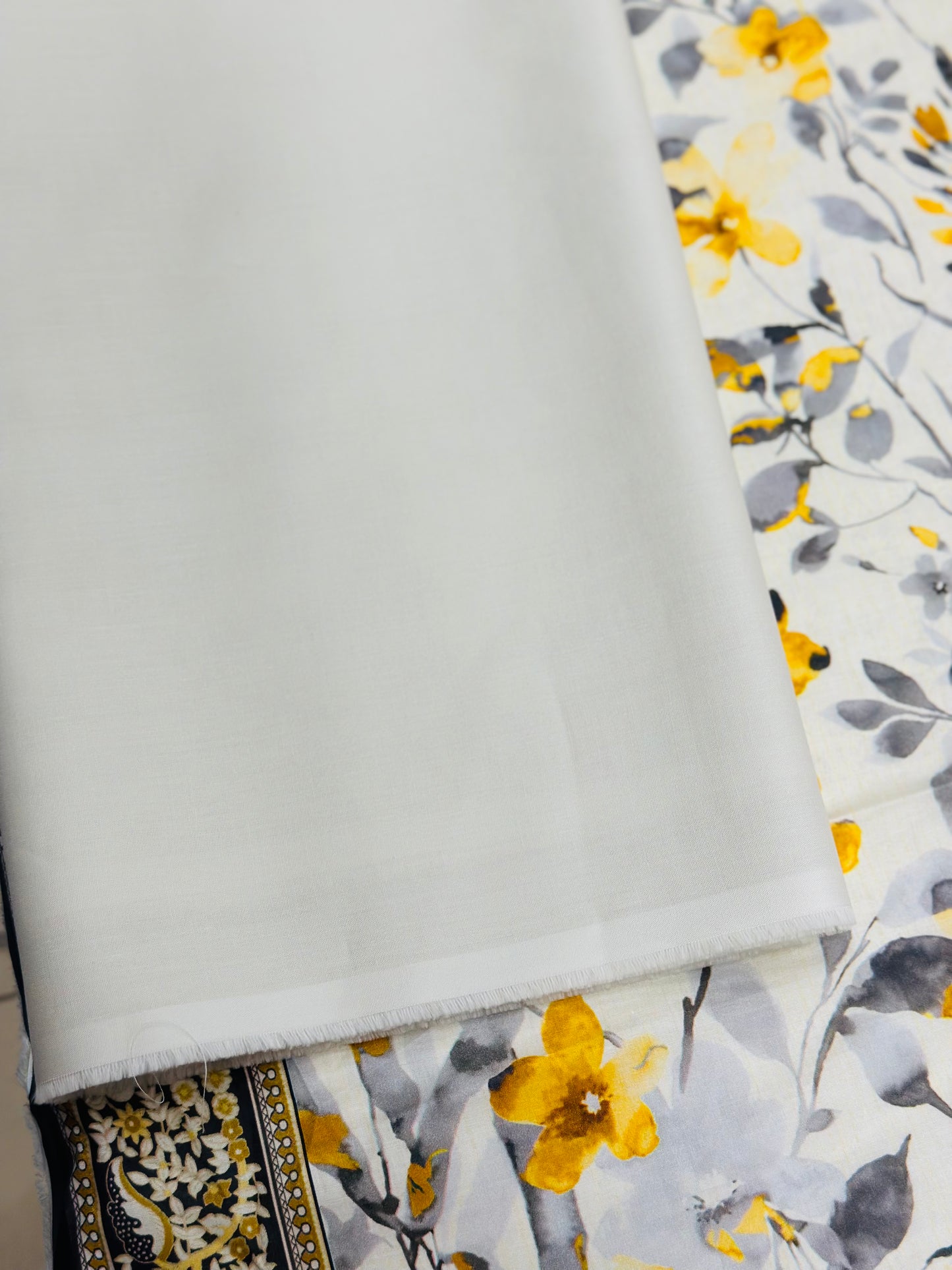 BINSAEED PRINTED LAWN 3-PIECE
