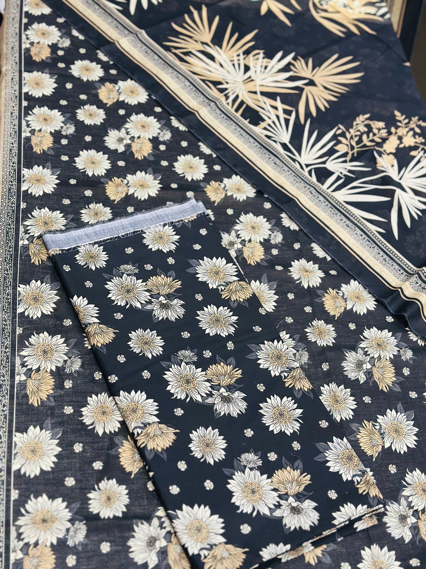 BINSAEED PRINTED LAWN 3-PIECE